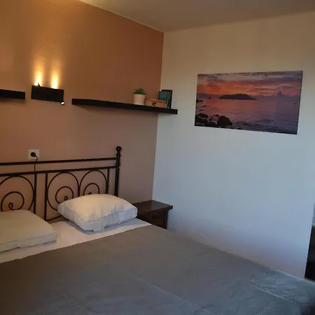 Torre Vella 137 - L'estartit, Torre Vella - Es-323-57 *