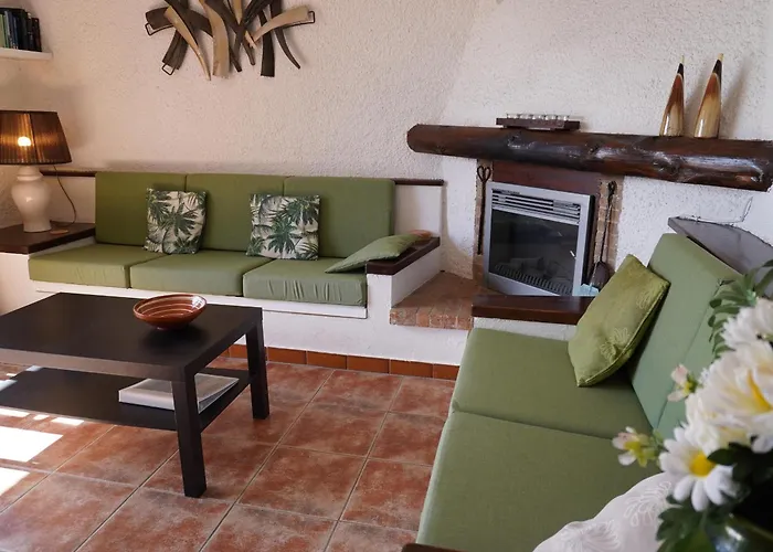 Encantadora Casa De 2 En - Se Admiten Mascotas - Es-323-57 レスタルティット